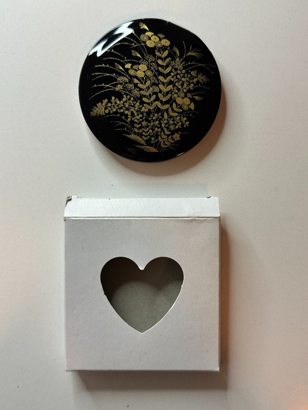 Japanese Kinpaku-Style Gold Floral Compact Mirror Black Rare NWT